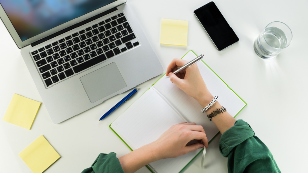 Freelancing ou création d’entreprise : quel modèle choisir ?