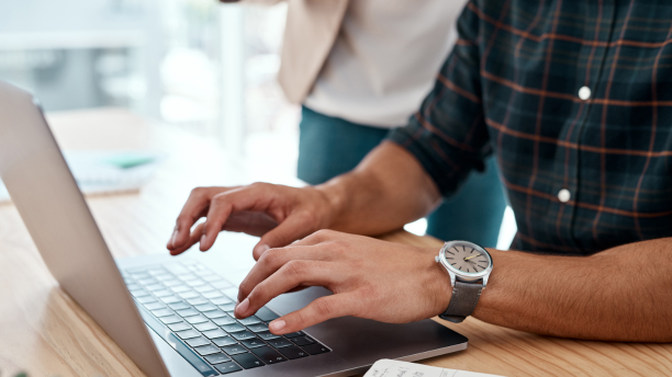 Création d’entreprise traditionnelle : les étapes essentielles pour se lancer